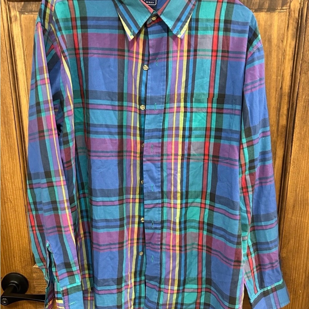 Chapel Hill Button Down Long Sleeve Shirt XL